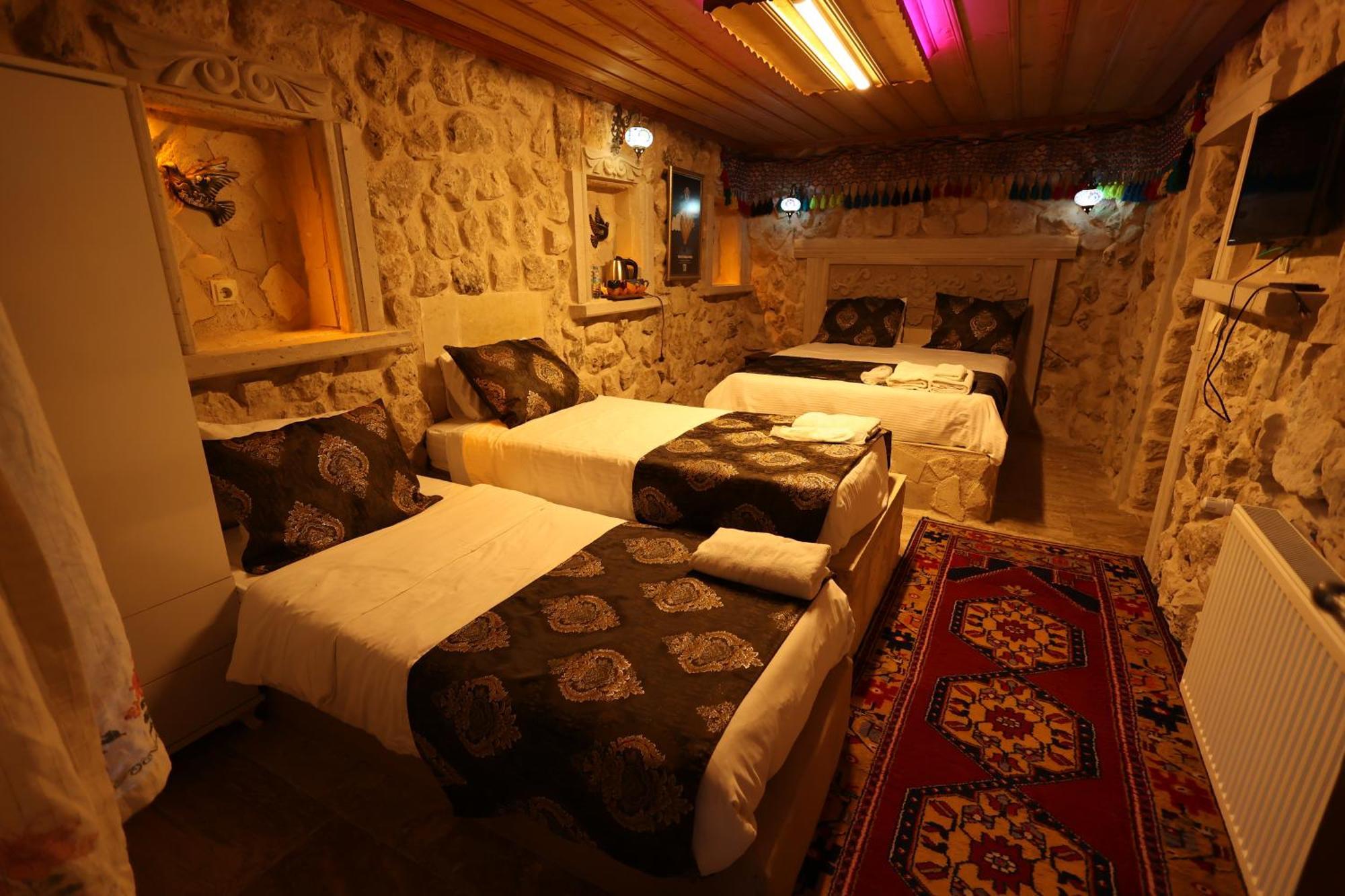 Апартаменты Lucky Luke Stone House Гореме Экстерьер фото